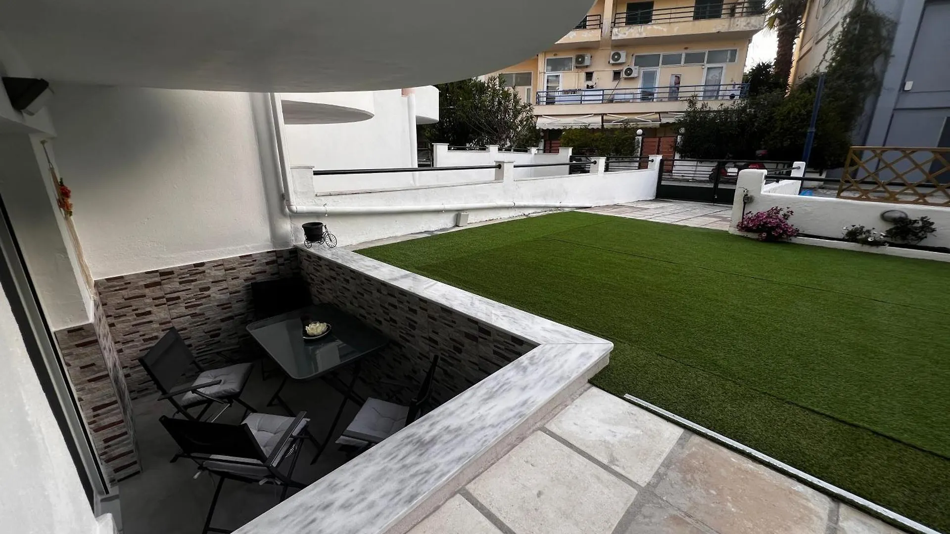 Πανσιόν Bella Apartment Πευκοχώρι